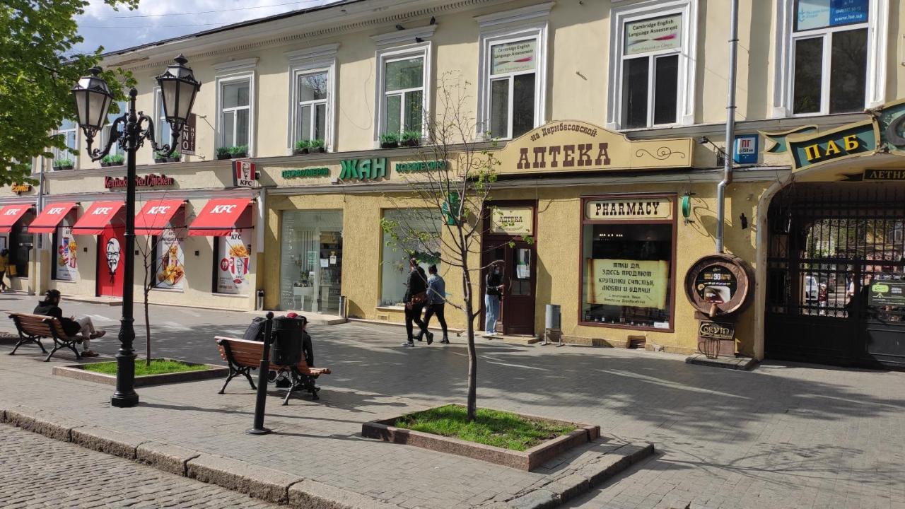 Квартира На Дерибасовcкой Odesa Exterior foto